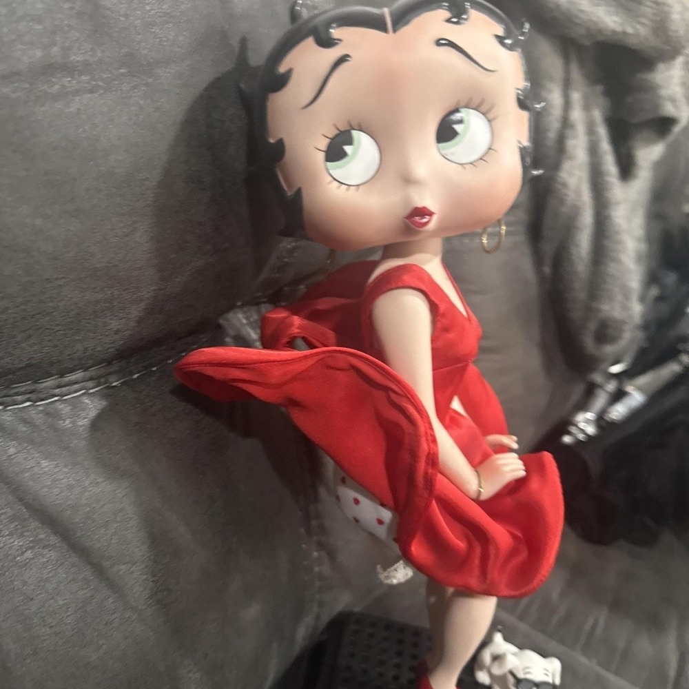 Rare Betty Boop Marilyn Monroe Red Dress Inspired Figure W/ Pudgy Puppy Figurine - Picture 4 of 6
